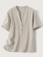 Blusa Elegante con Escote en V y Botones de Madera