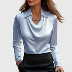 Blusa Satinada Elegante con Cuello Fruncido