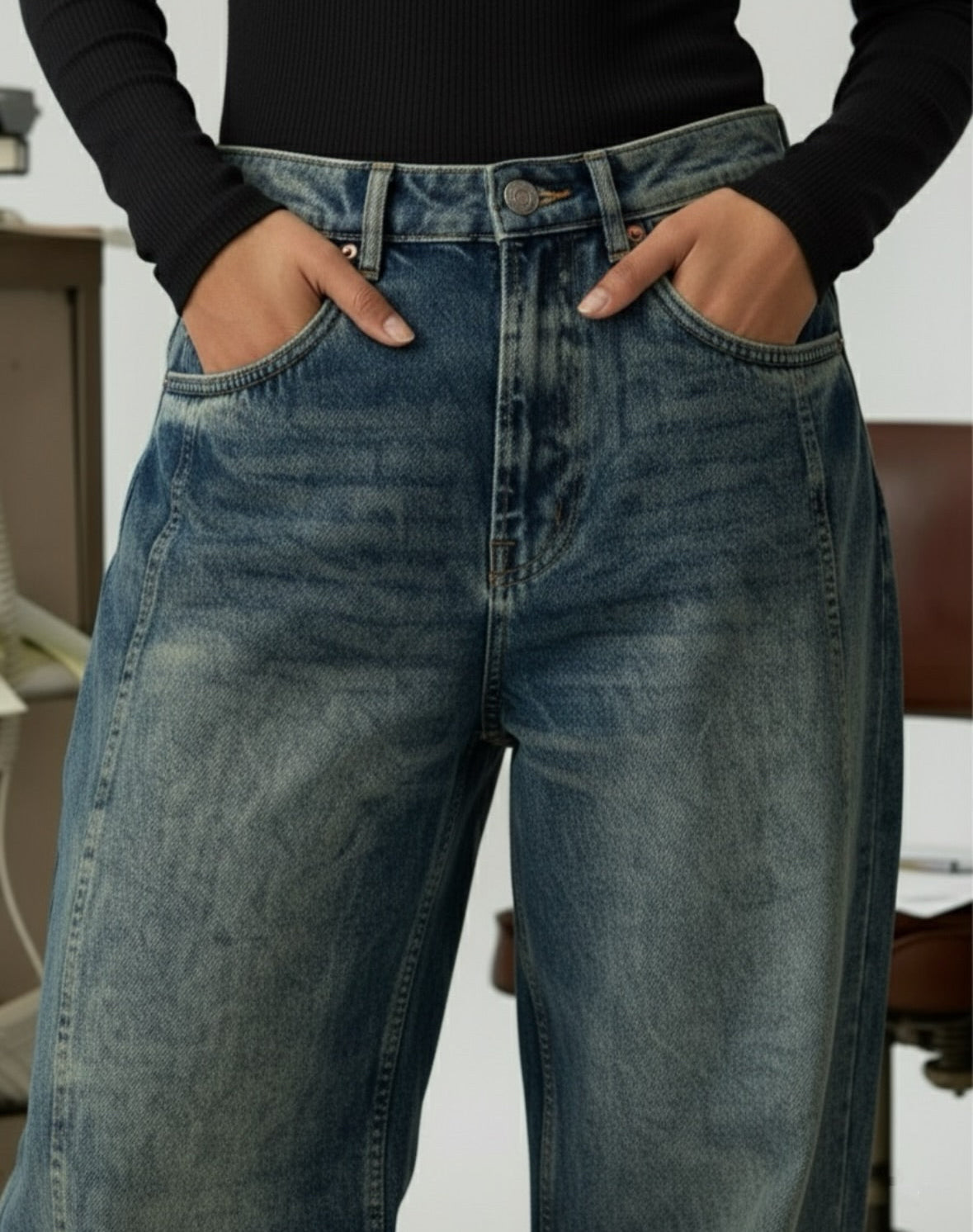 “DARK ACID” ballon fit jeans