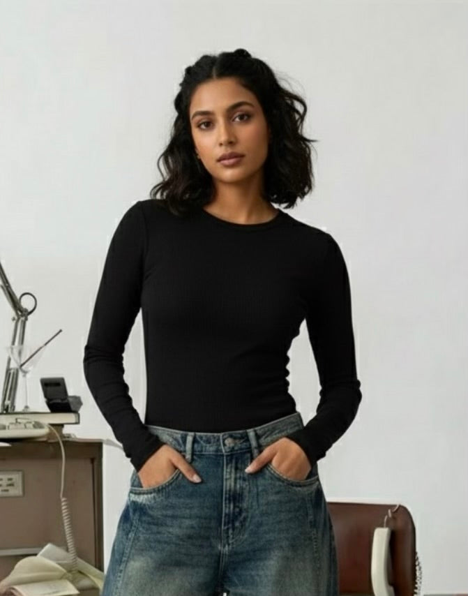 “BASIC” full sleeves fitted tee