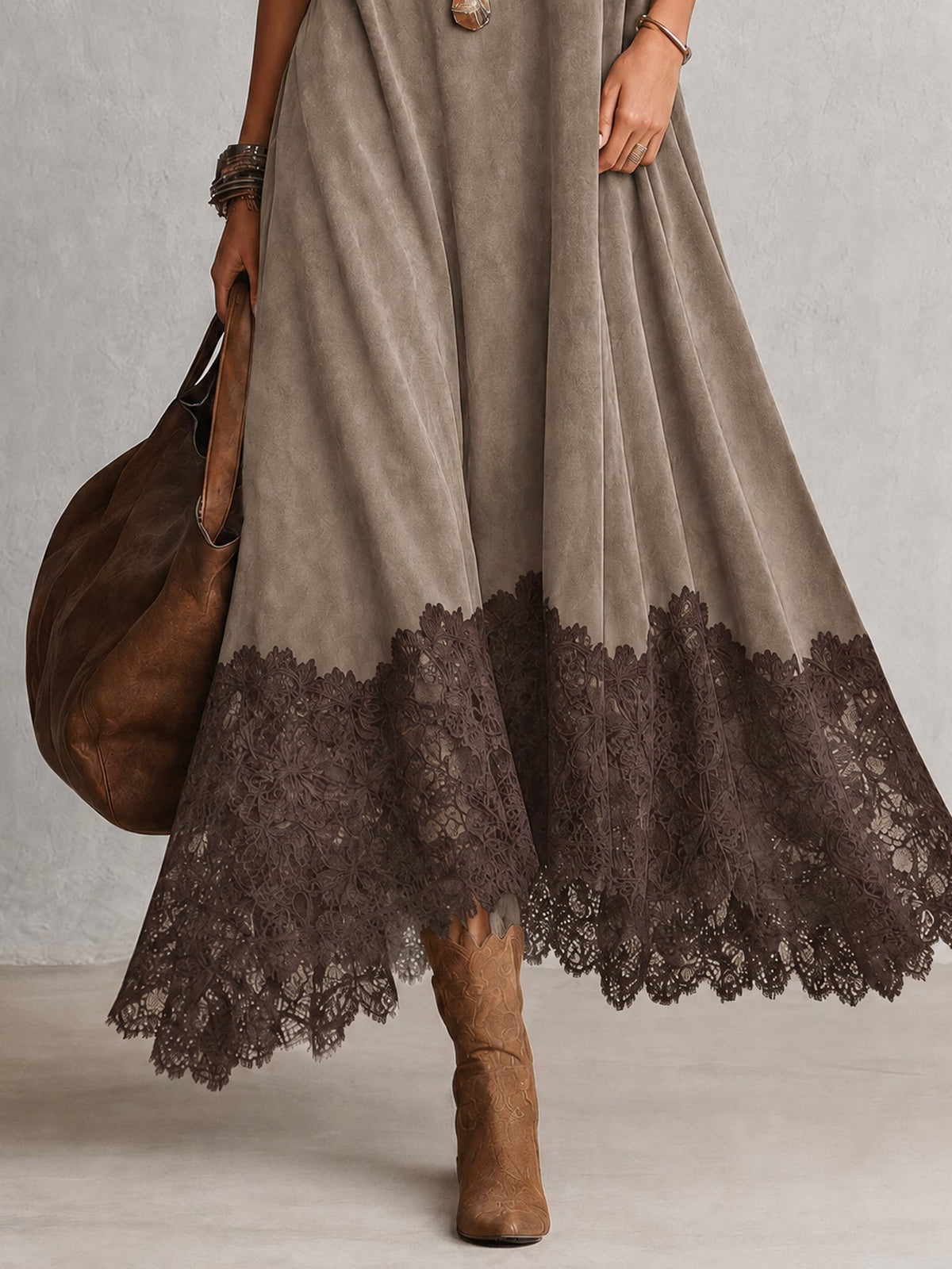 BRUNELLA | Vestido Largo Efecto Gamuza con Dobladillo de Encaje