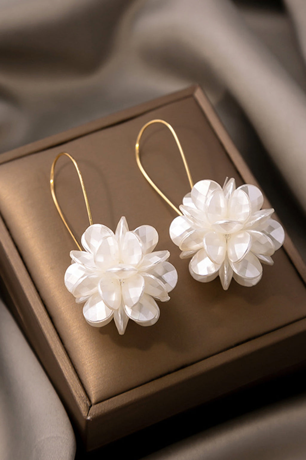 Pendientes Flora
