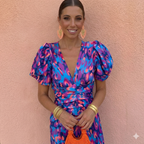 Tora™ - Vestido con mangas plisadas