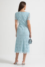 Azucena | Vestido Midi de Encaje Azul Cielo