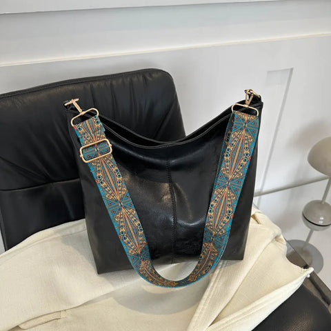 Bolso Correa Estampada - Colección 2026