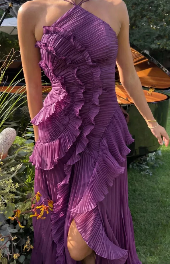 Vestido de Invitada de Boda Largo Elegante con Volantes y Cuello Halter