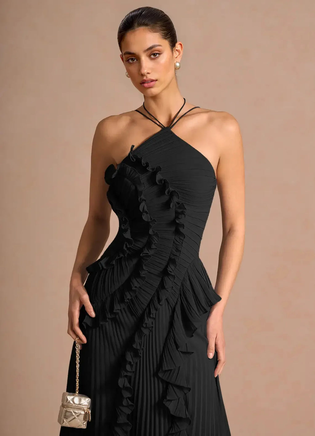 Vestido de Invitada de Boda Largo Elegante con Volantes y Cuello Halter
