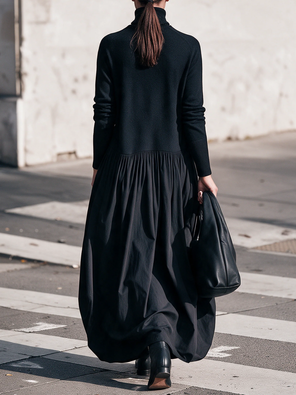 Ilaria | Vestido Maxi Oversize de Cuello Alto con Bolsillos