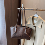 Bolso de Cuero Chic - Colección 2026