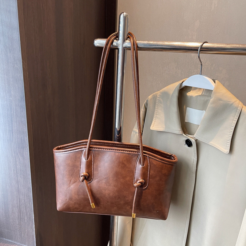 Bolso de Cuero Chic - Colección 2026